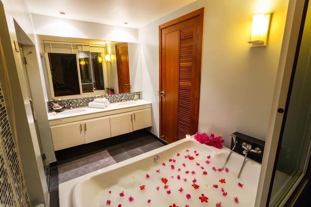 Kyerra Villa By Lofty Kamala Beach Zewnętrze zdjęcie